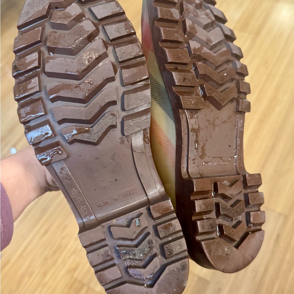 Burberry Plaid Rain Boots - Pink and Brown - Picture 5 of 5